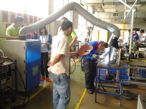 德州道路設(shè)施專用 移動(dòng)式濾筒除塵器高效凈化鋼筋絲網(wǎng)焊接煙塵